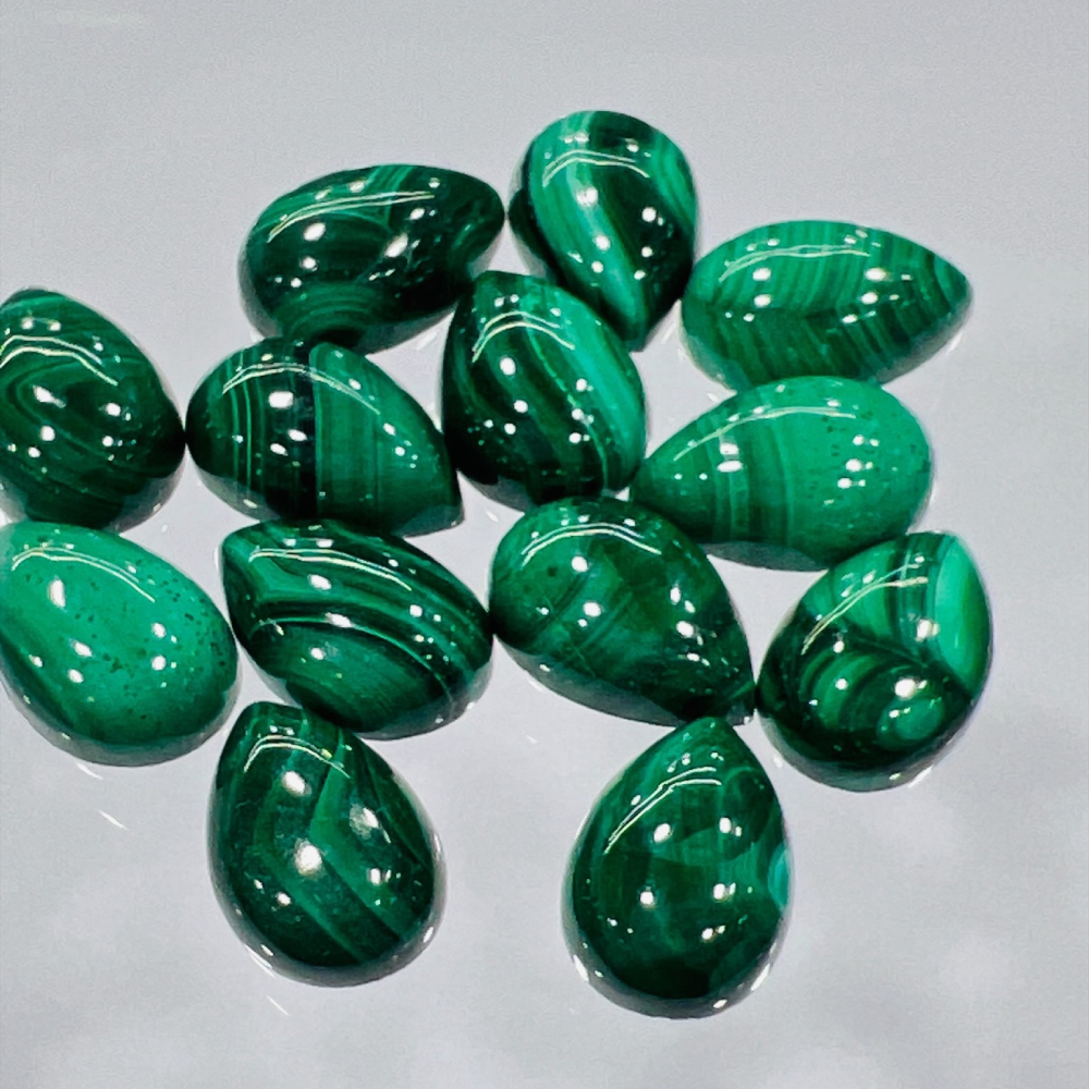 High Quality Natural Malachite 8x12 Mm Pear Cabochon Wholesale Lot Natural Crystal Stones Gemstone Cabochon Manufacturer