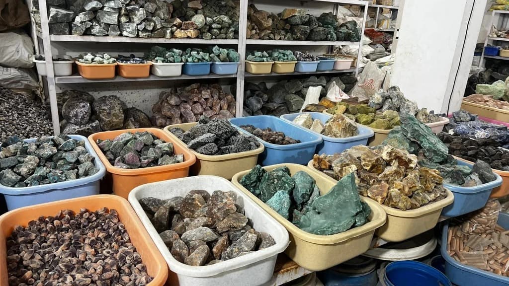 Bulk Rough Gemstones Lot 1