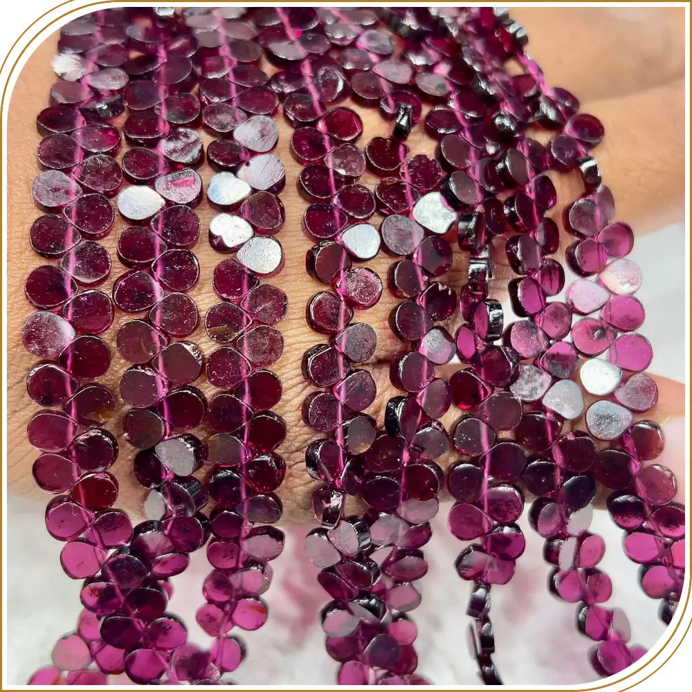 AAA Quality Natural Red Garnet Flat Heart Shape Briolette Beads Size 6x6mm 15 Inches Strand